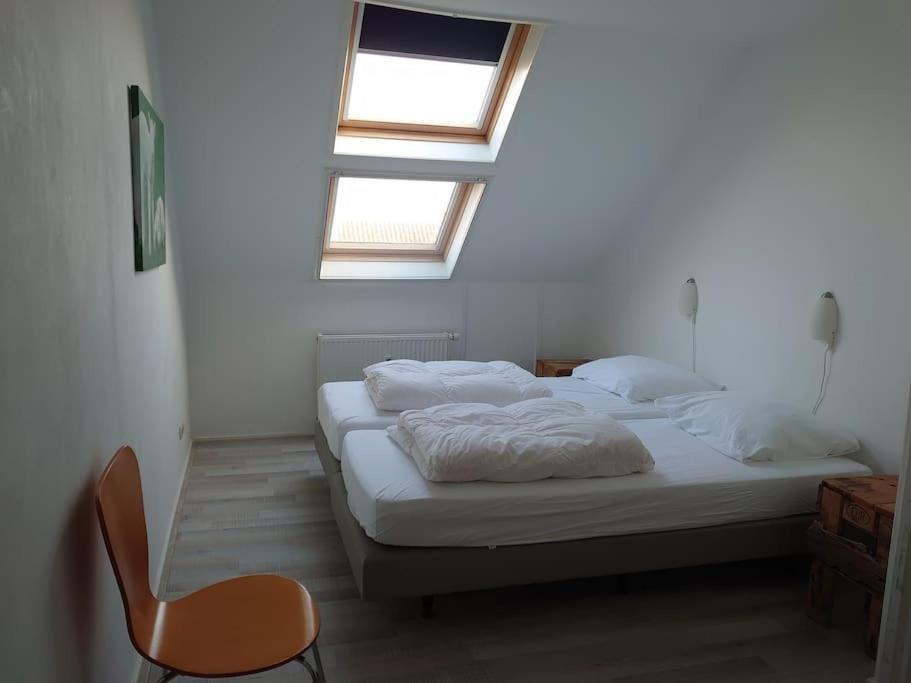 De Oostkamer; Eiland Appartement Naast Natuurgebied Boschplaat Oosterend  Exteriér fotografie